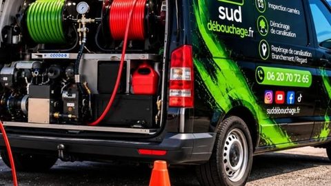 Véhicule d'intervention hydrocureur haute-pression à Bompas et sa région